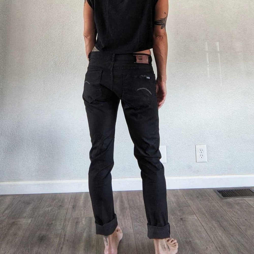 G-Star Raw 3301 Slim Jeans. Black. Size 30